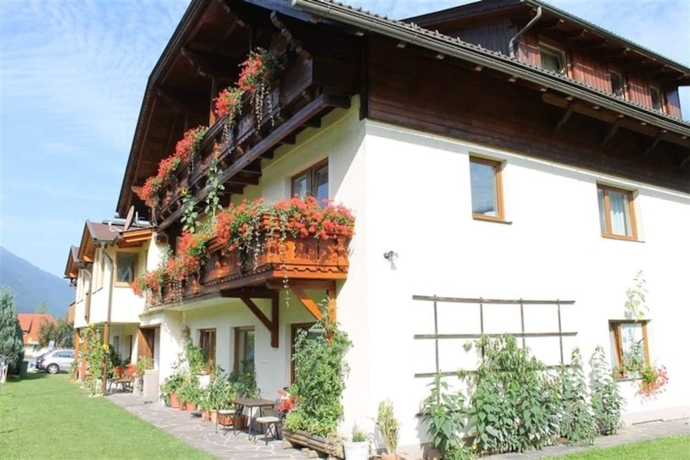 Lovely Apartment in Tropolach With Sauna