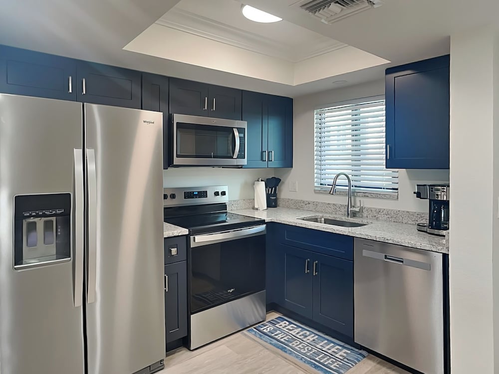 Seaside 3 by Distinctive Beach Rentals