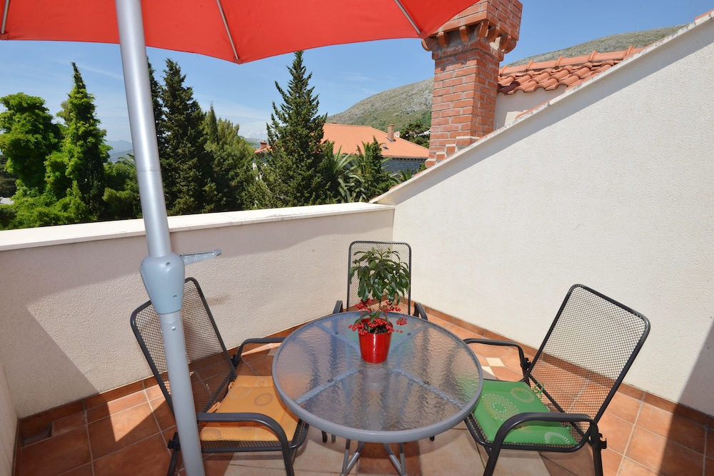 Villa Elly Apartments