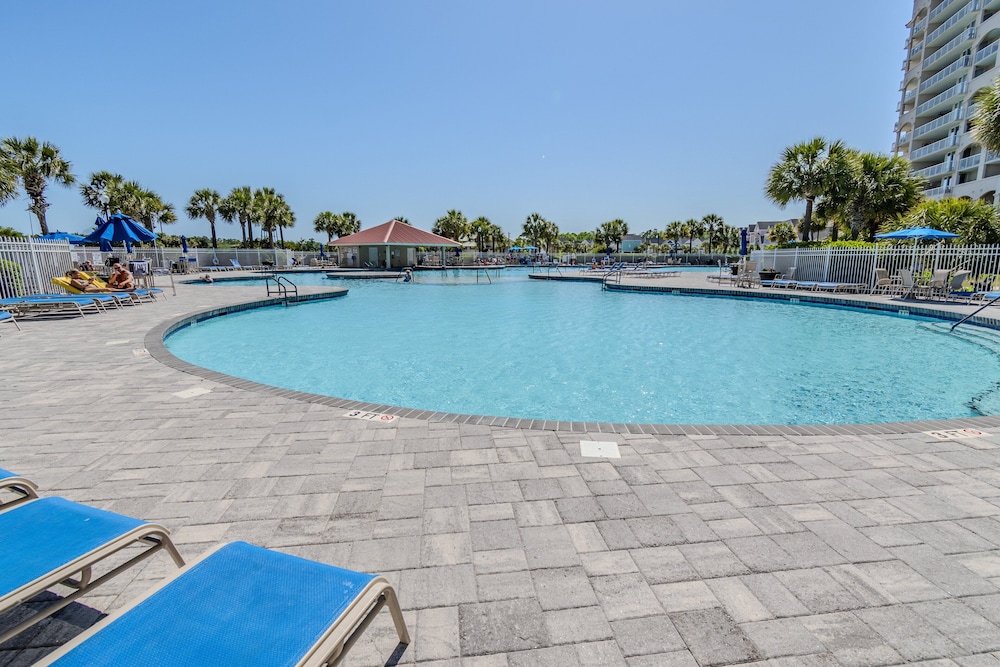 Havens On The Nine 2 Bedroom Condo