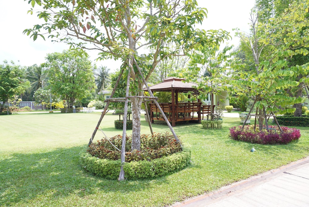 Aranya Resort