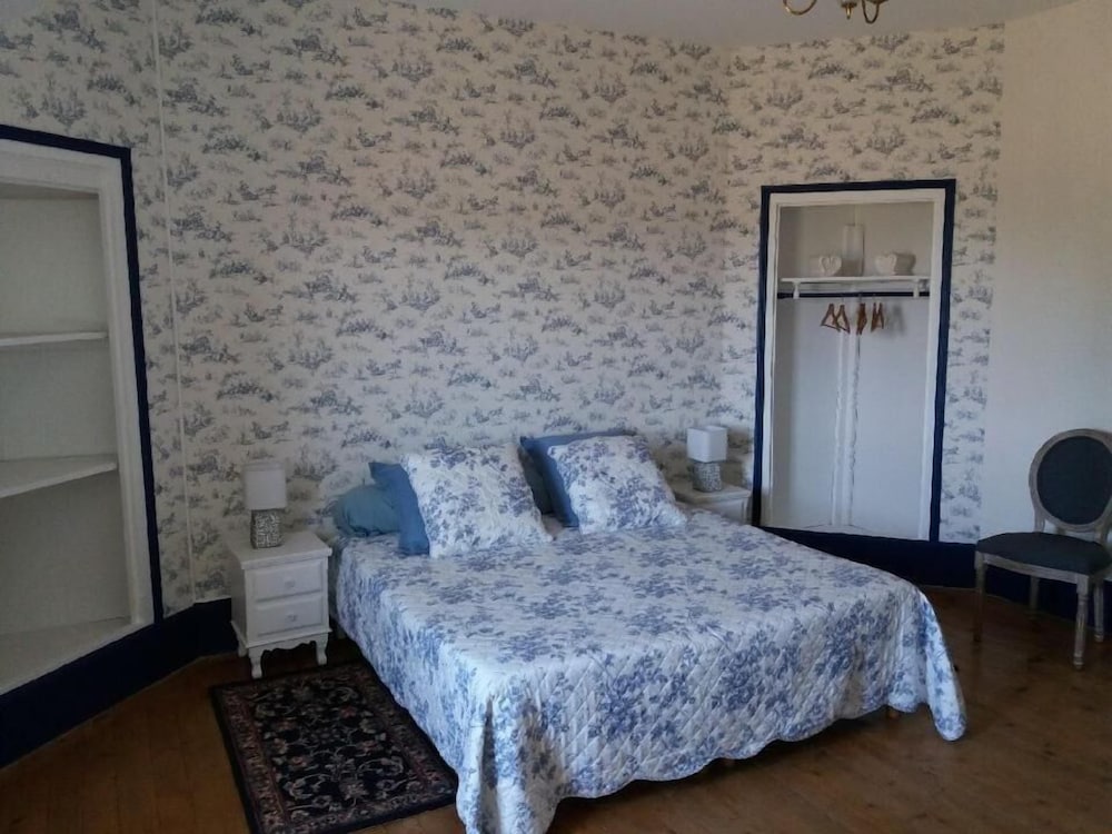 Photo 12