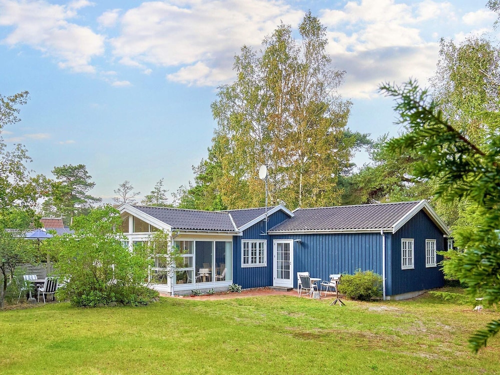 8 Person Holiday Home in Nexo view 3