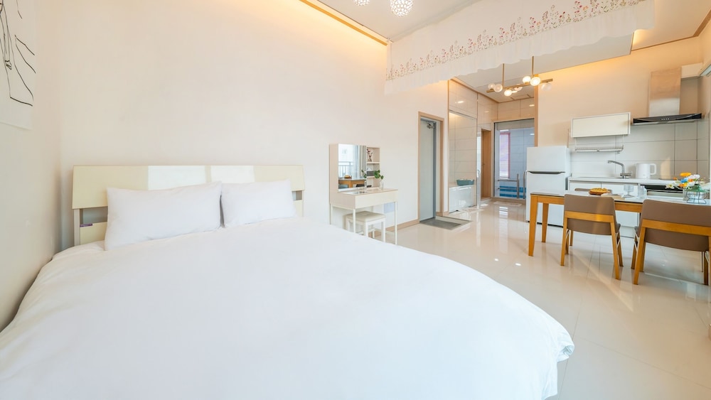 Gapyeong Binchelo Pool Villa Spa Pension