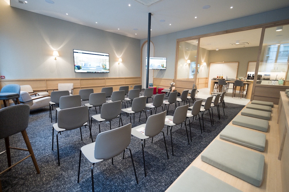 meeting & event spaces