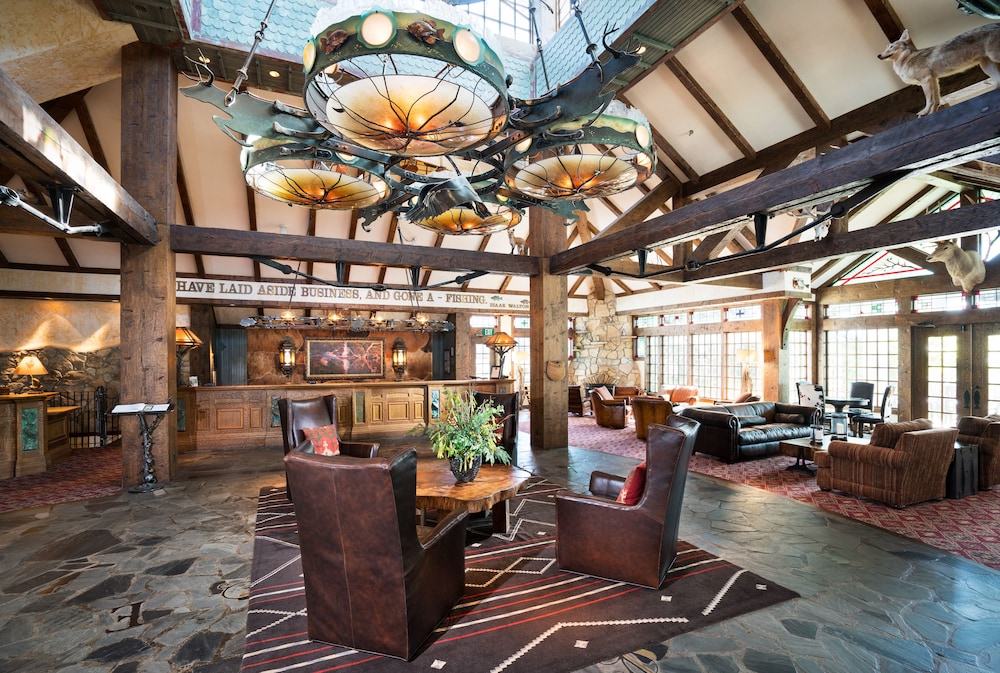 Big Cedar Lodge view 2