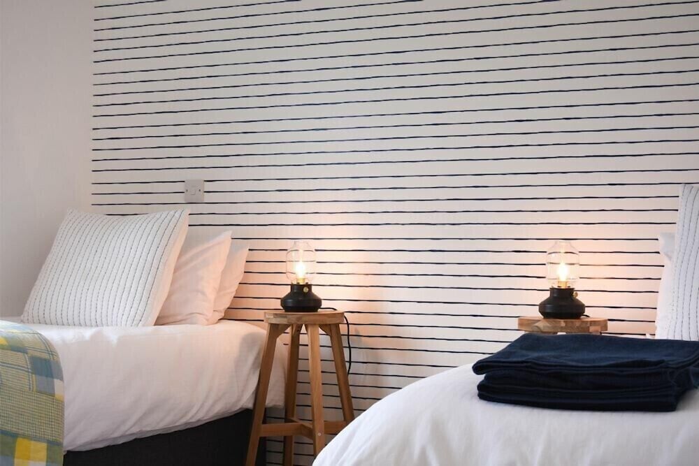 Bowline Cottage