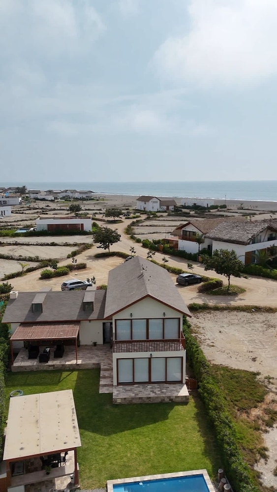 Hop Oasis Hermosa Casa de Playa