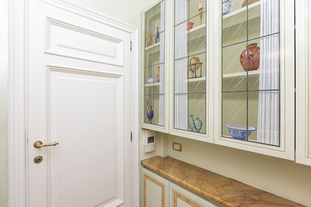 Ludovisi Apartment