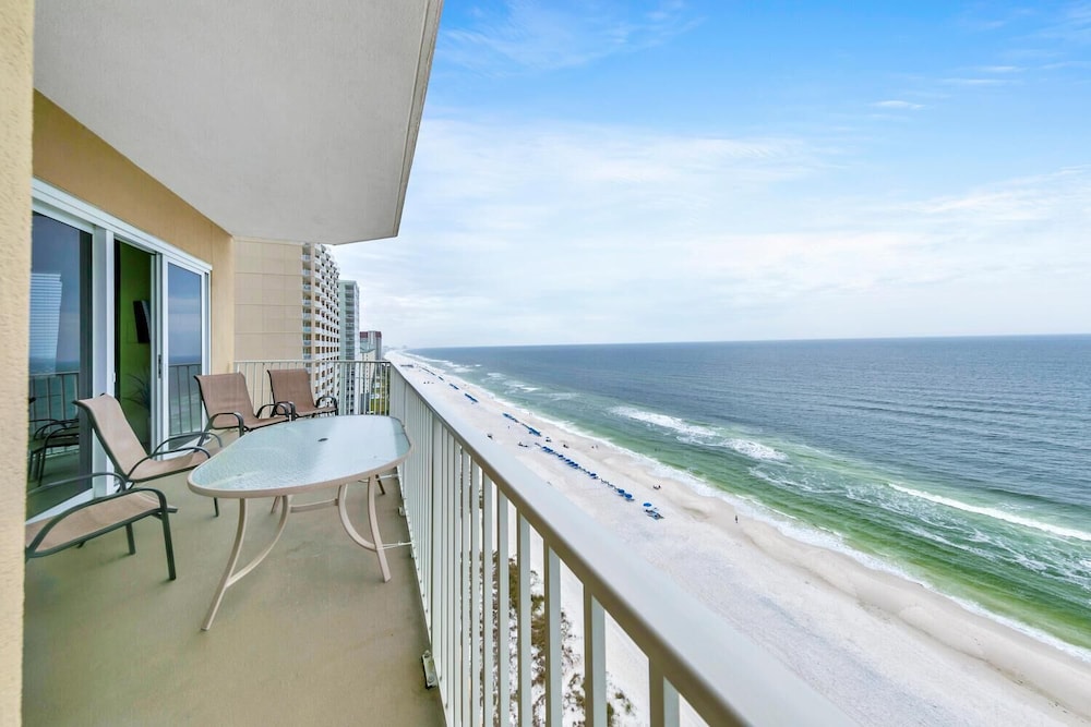 Grandview East 1401
