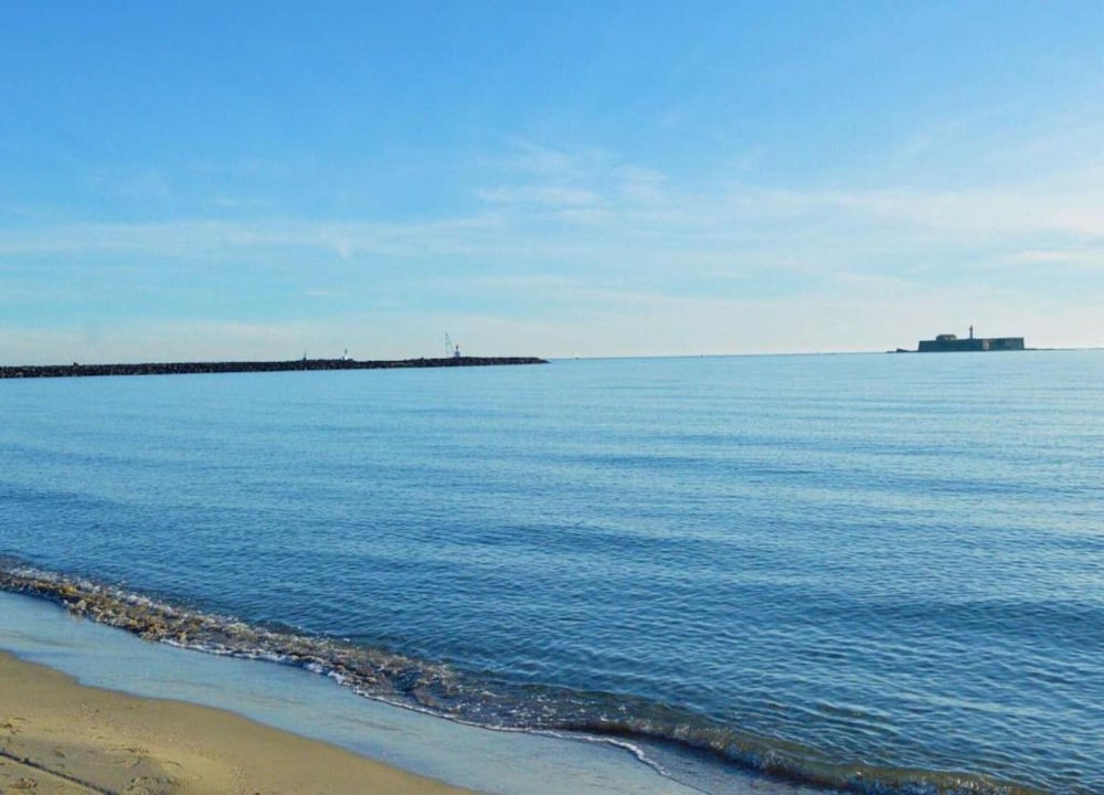 Peaceful Beachside Escape
