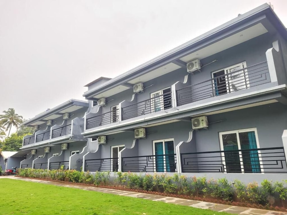 Agusto's Beach Stay