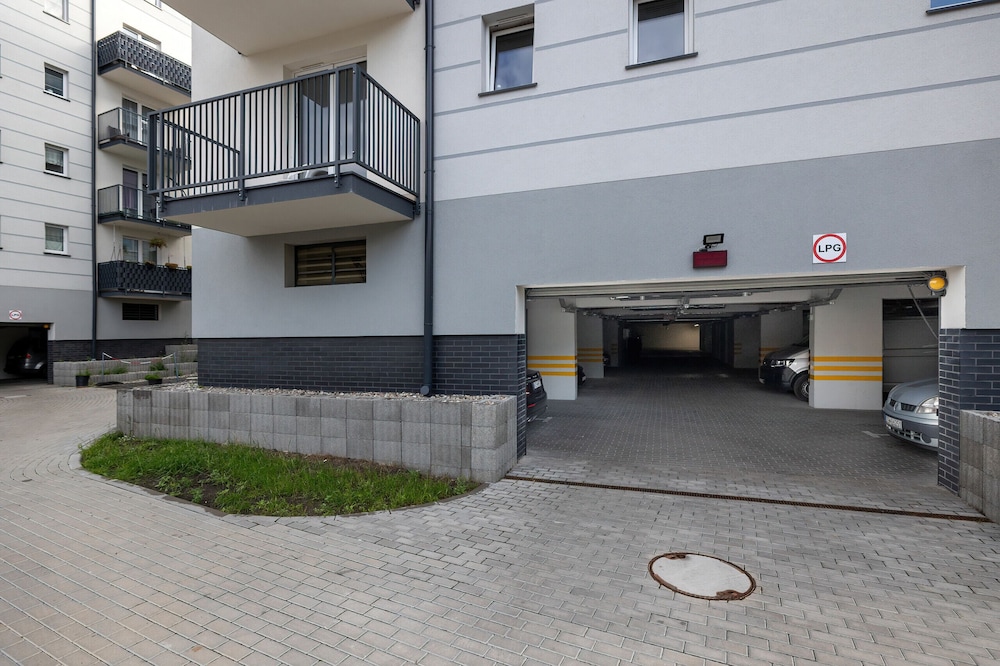Apartment Luzycka 15 by Renters view 2
