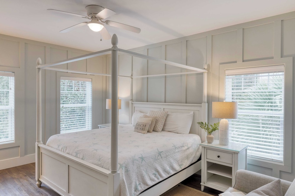Pink Plume Coastal Escape Near Beach, Private Pool, Grill, & Luxe Interiors