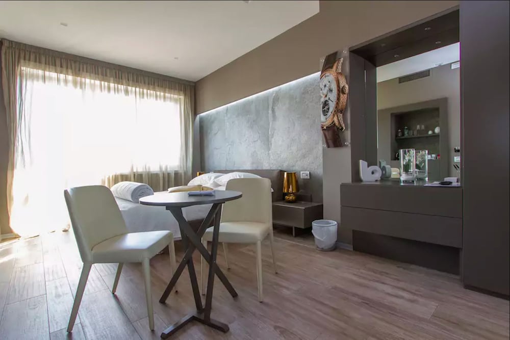 hotel room