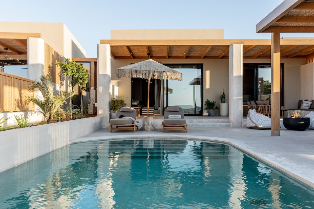 Unique Blue! Resort and Villas Adults Only
