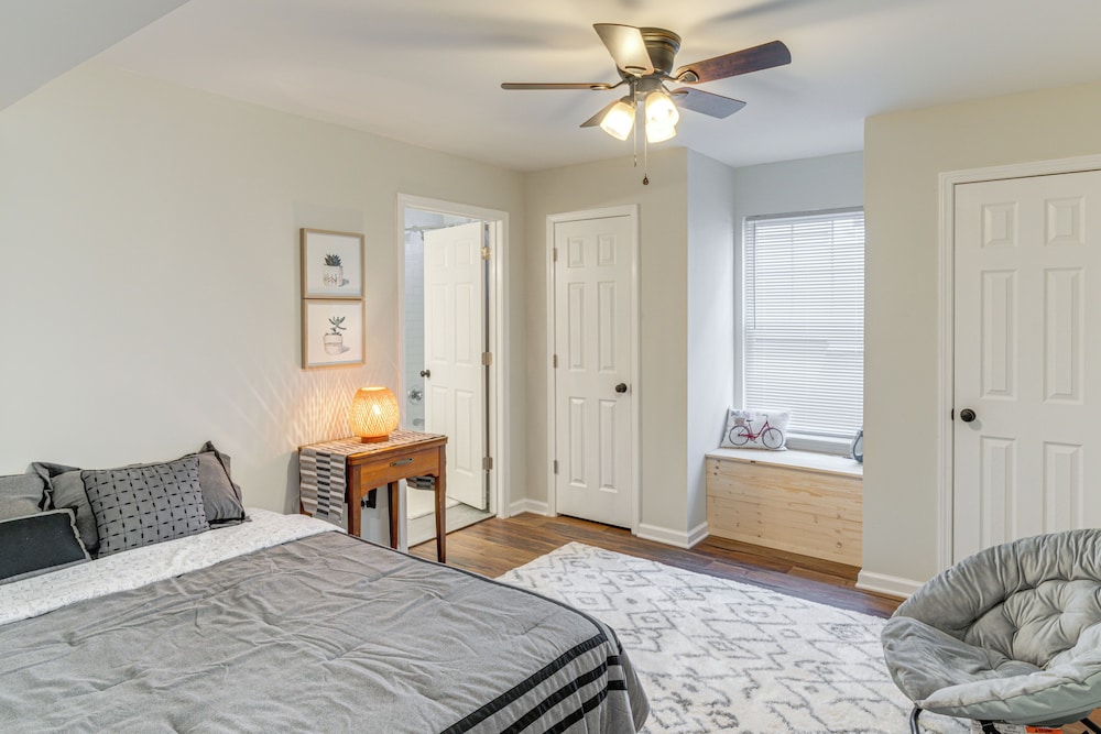 2 Mi to University of Louisville: Apt w/ Fire Pit!