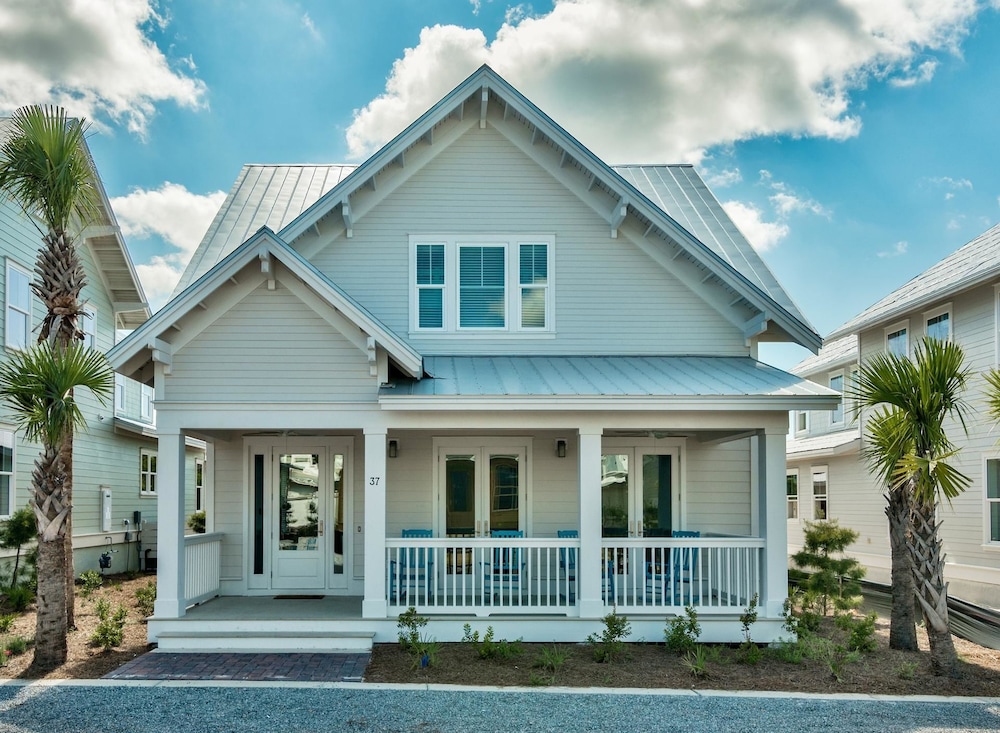 BeechNut 3 Bedroom Holiday home By Coastal Dreamin