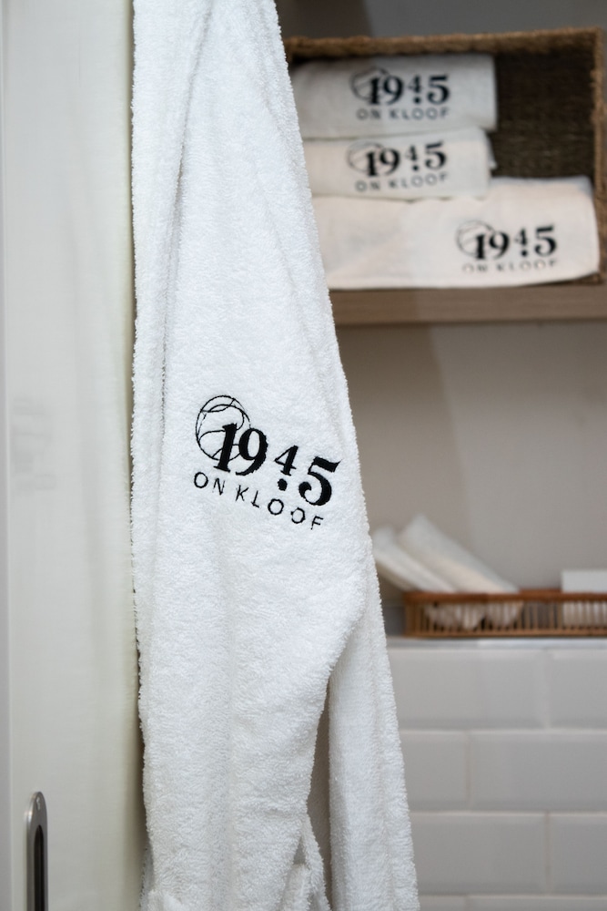 1945 On Kloof Guesthouse