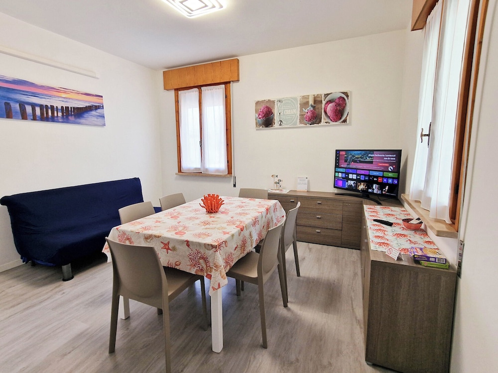 Comfy Bungalow Between Jesolo and Punta Sabbioni