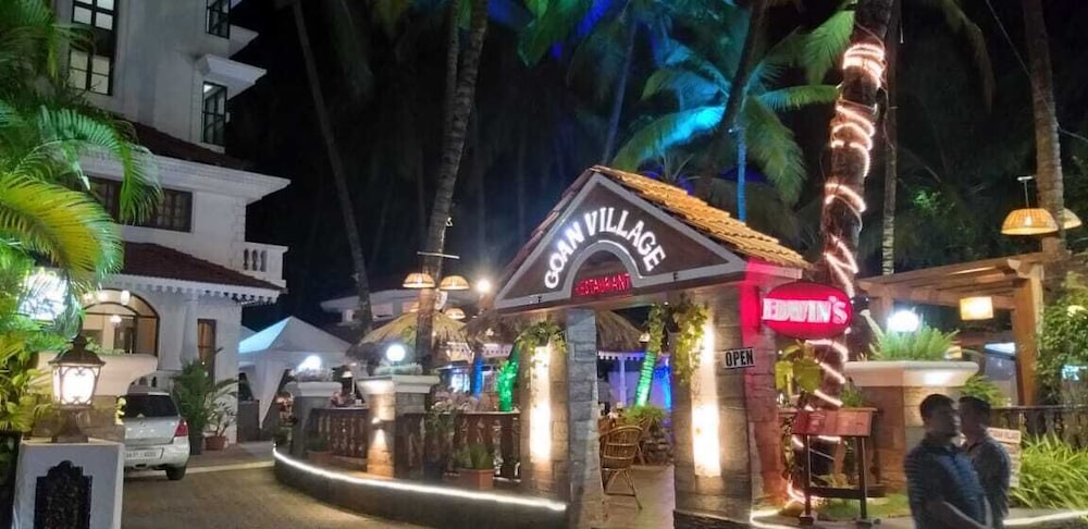 Food & Beverage