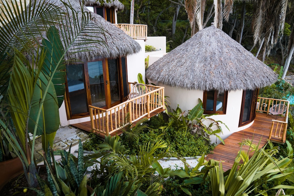 Hotel La Joya Sayulita - Image 1