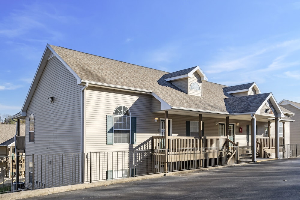 Adorable Fall Creek Condo - 10 Min to Table Rock! view 5