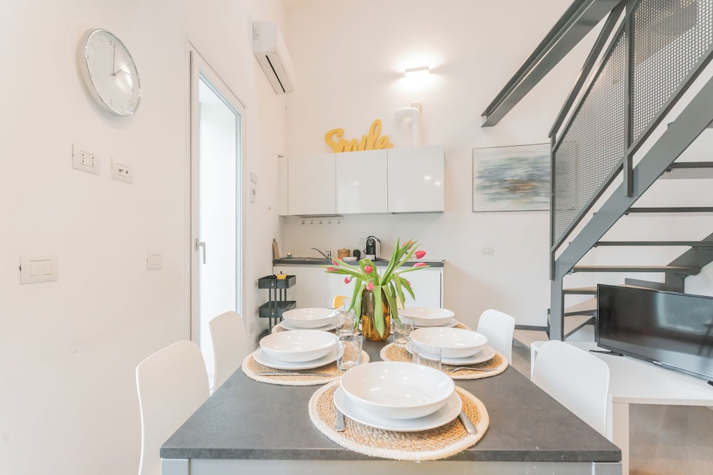 Borsieri Como Apartments with Parking by Rent all Como