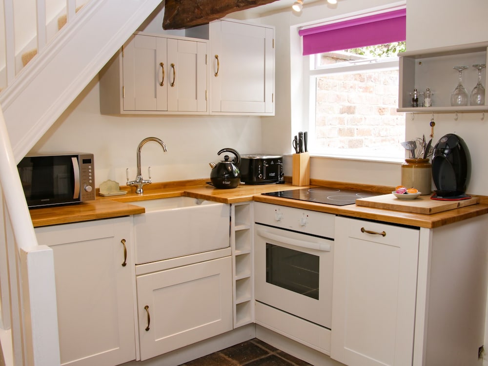 Wattle Cottage