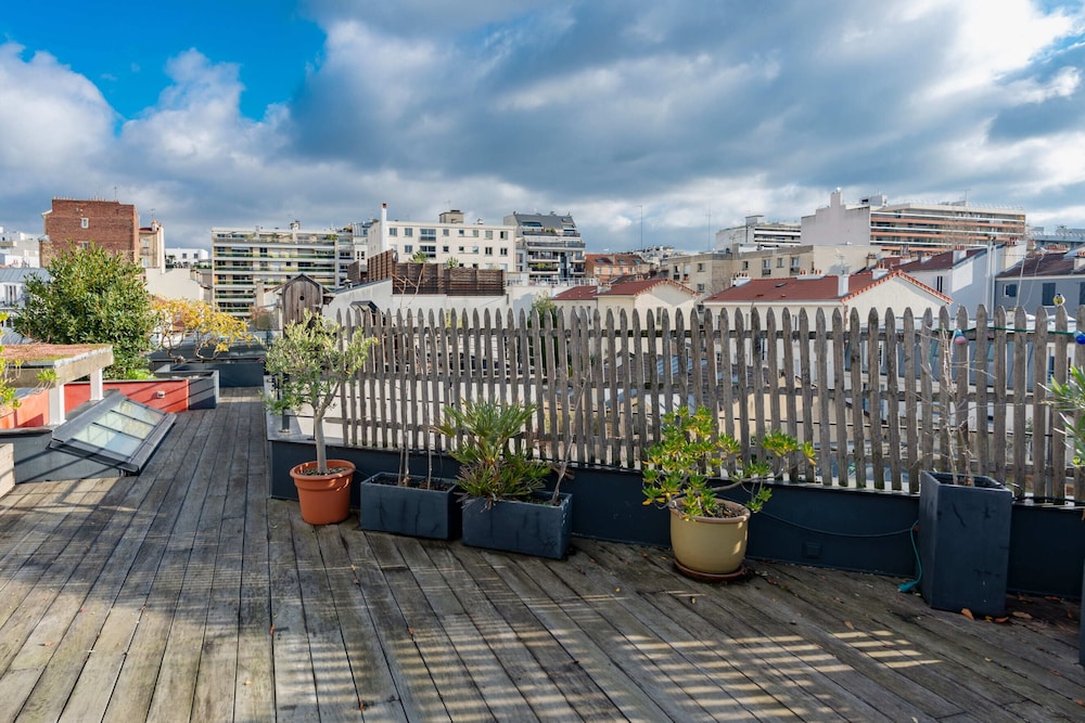 Paris Mimosa Penthouse Residences photo 2