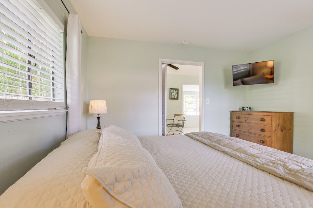 3 Mi to Dtwn Fort Myers: Apt w/ Outdoor Space