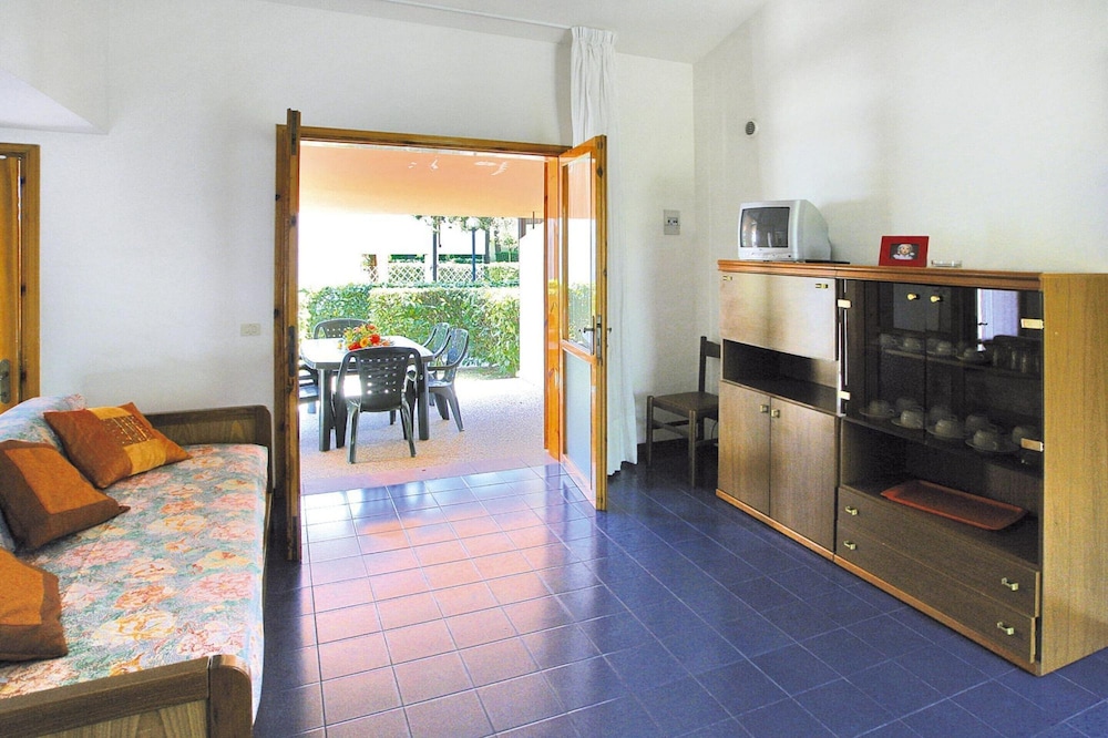 Apartment in Italy Near Sandy Beach