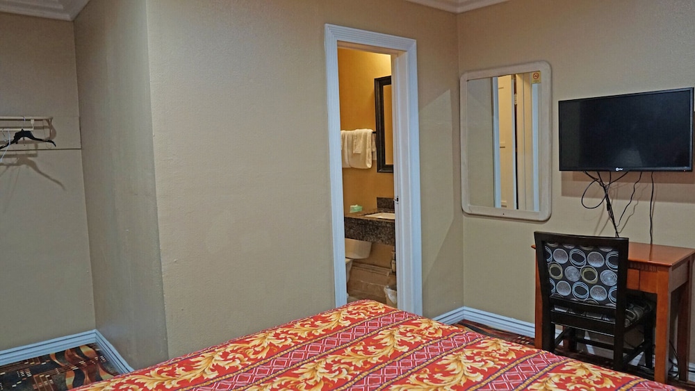 Budget Inn