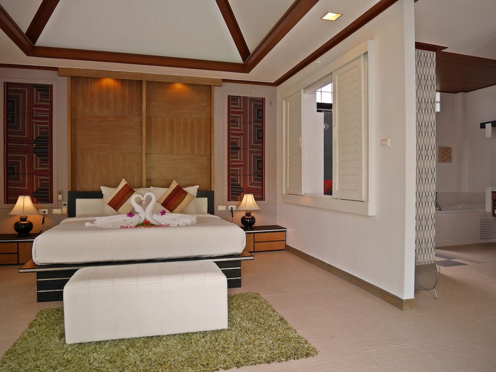 Suriya Som Villa
