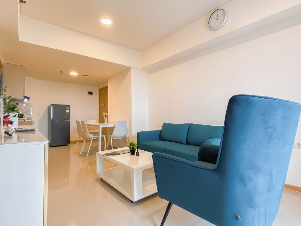 Simple Look 3Br Meikarta Apartment