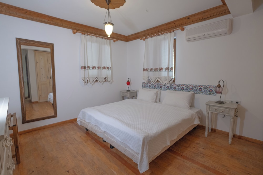 guesthouse by west