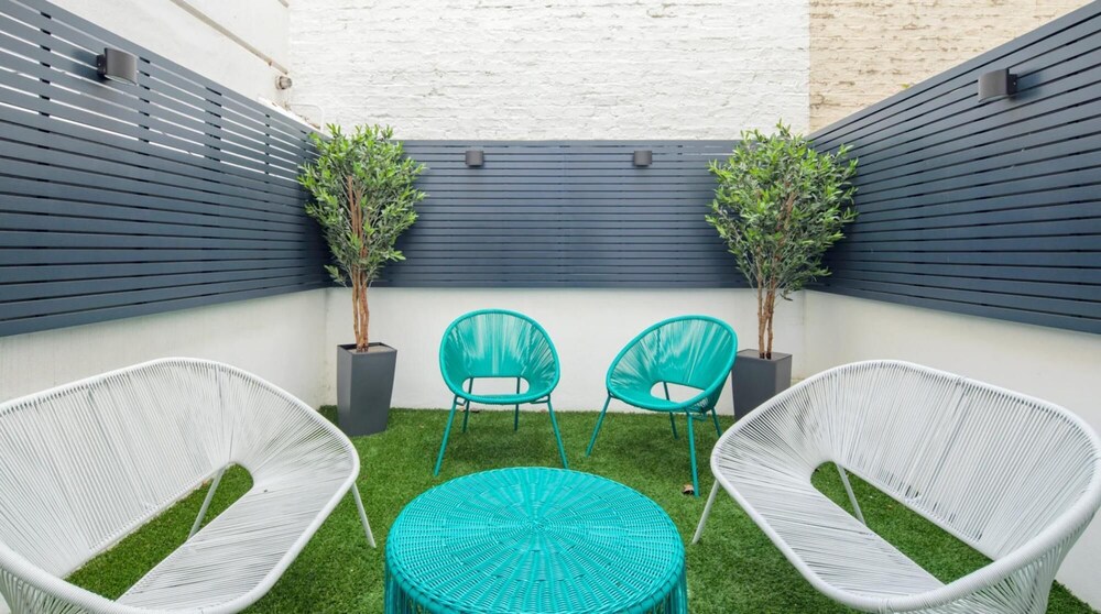 outdoor bbq area