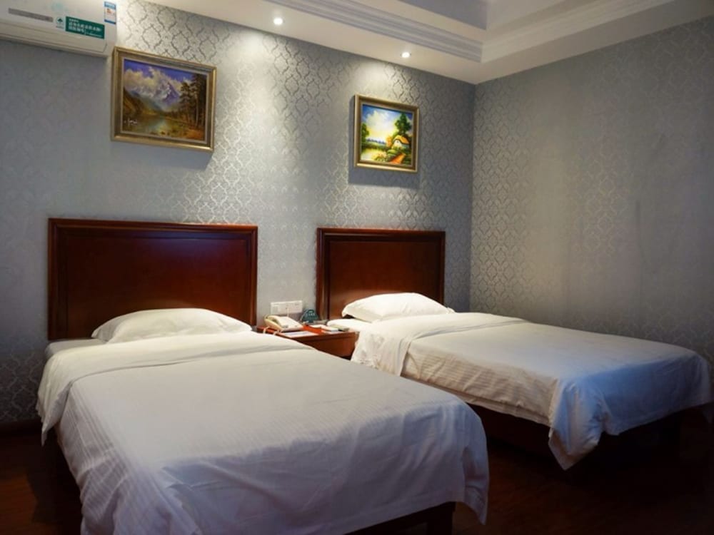 GreenTree Inn GanZhou Zhanggong District SanKang Temple RT-MART Express Hotel