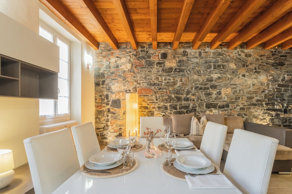 Domus in Como by Rent all Como