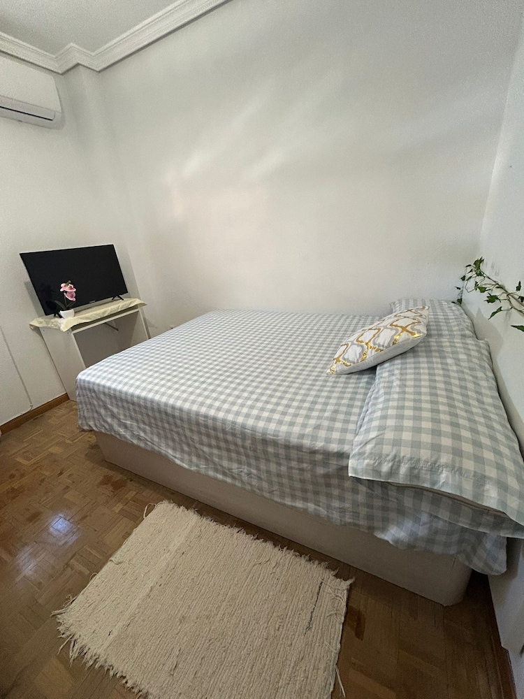 ROOM MARIANA