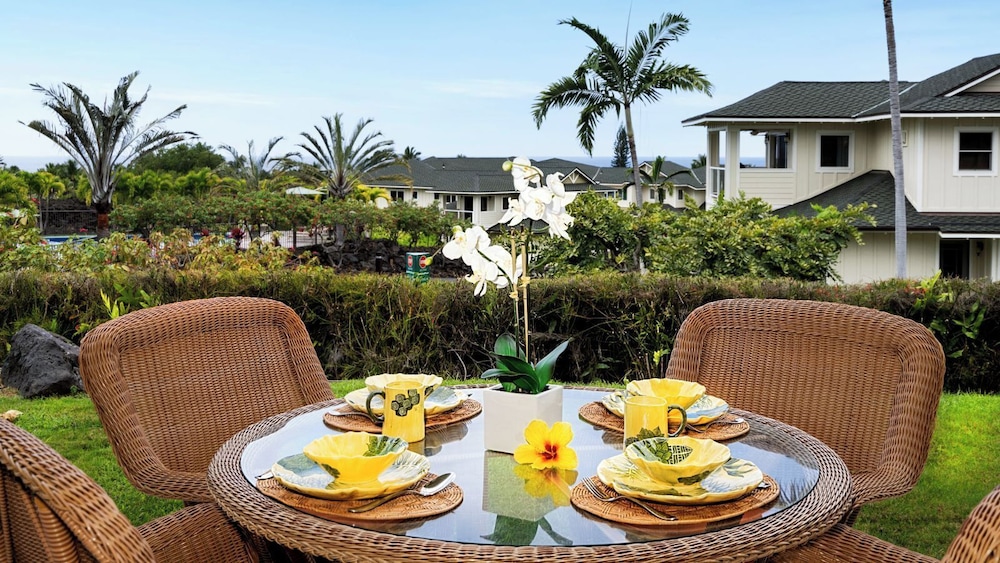 Updated Townhome Ocean View Private BBQ & Lanai - Vrkcv