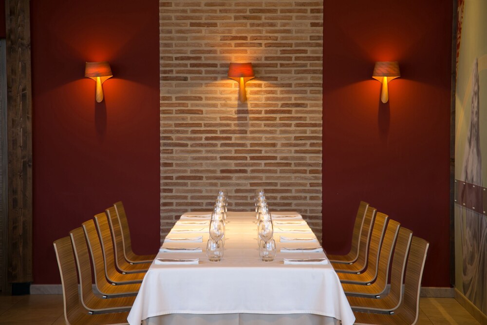 Hotel Restaurante Quintanares - Property Image 35