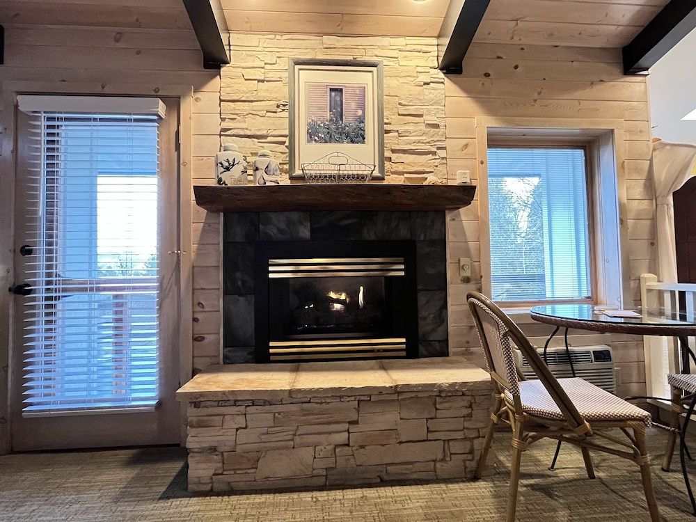Ashland Vacations - Country Willows Inn and Estate - Property Image 38
