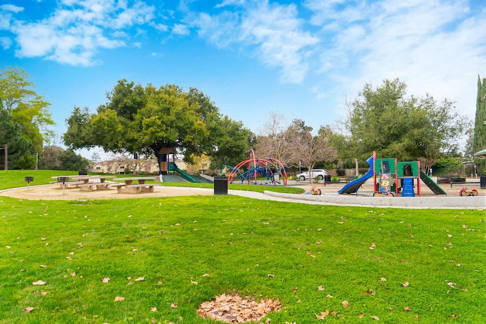 Santa Clara 5Br Home I Spacious Backyard I Westfield