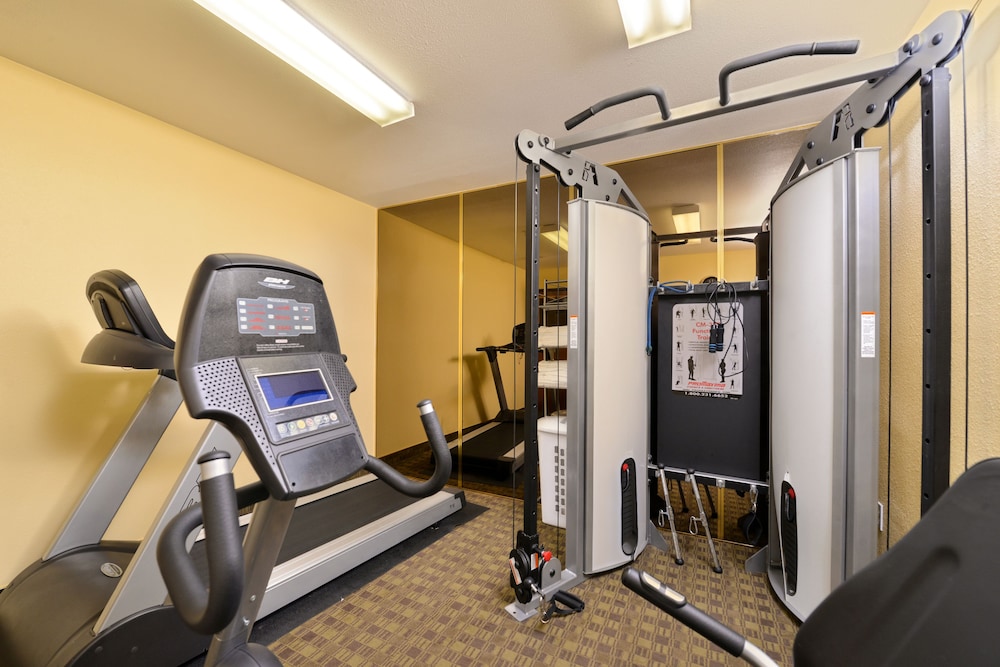 Elko Vacations - Quality Inn  Suites Elko - Property Image 11