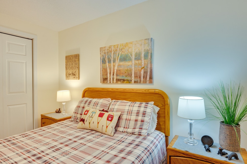 Spacious Bartlett Condo w/ Balconies & Pool! view 2
