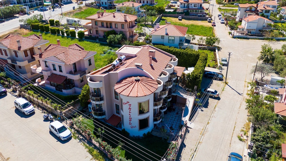 Cunda Giritlioğlu Otel Yetişkinlere Özel +12 - Image 76