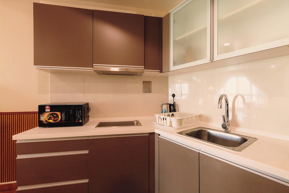 NaiBnB @ Regalia Residence