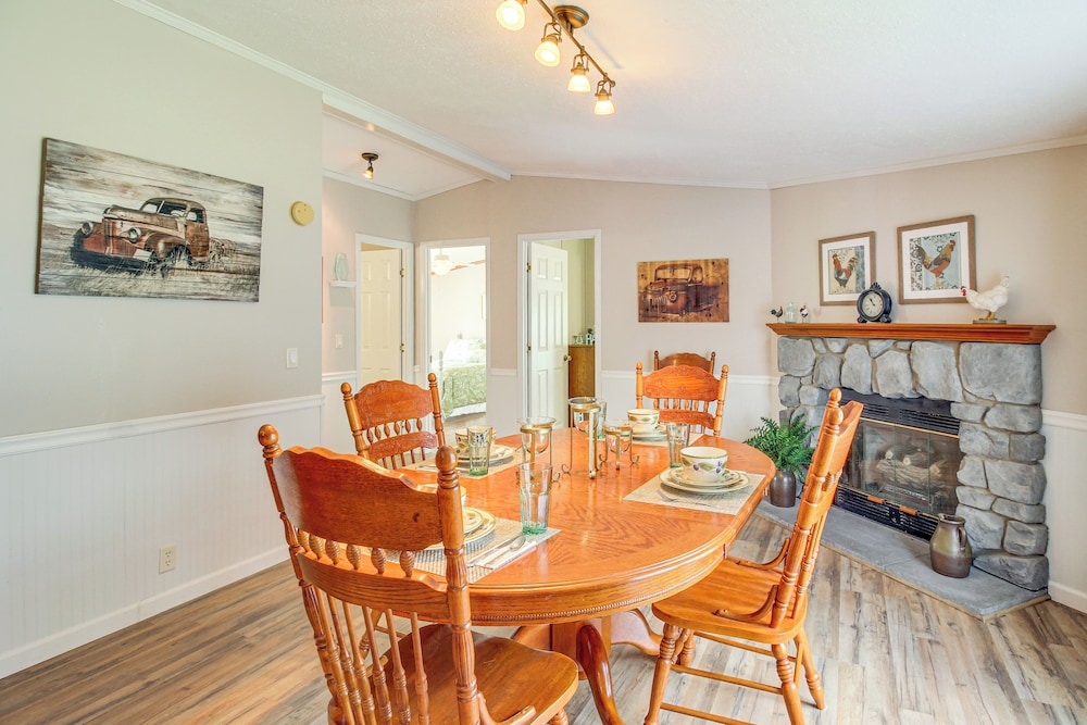 Large Private Yard: Home 16 Mi to Fall Creek Falls