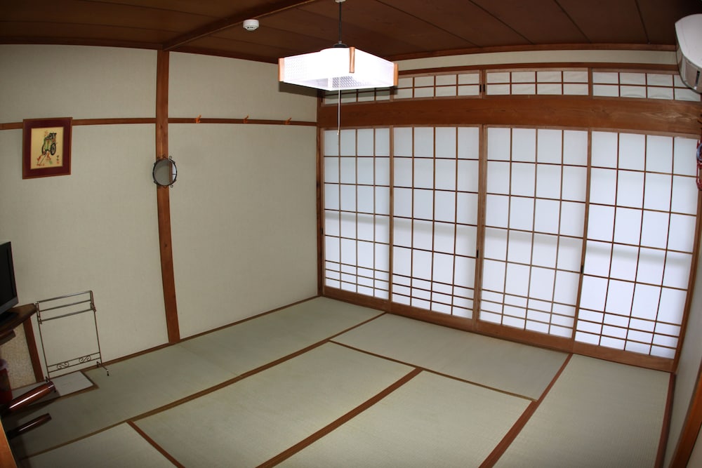 Guesthouse Tomo view 3